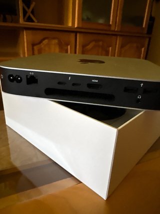 Mac mini M2 512GB SSD 8GB RAM