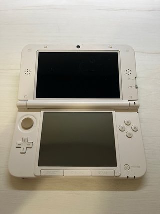 Nintendo 3DS XL Edizione Yoshi