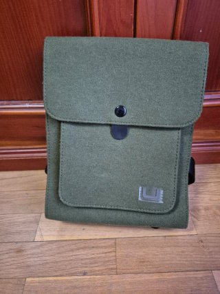 Mochila Adolfo Domínguez Verde