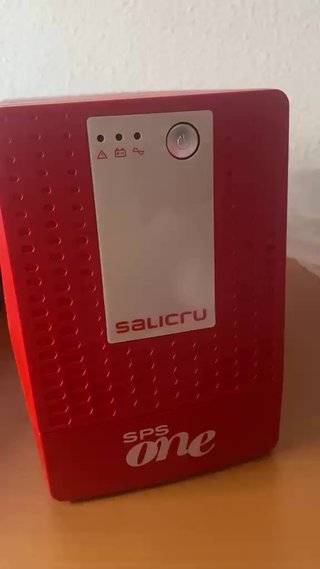 Salicru SPS ONE 1100VA SAI Line-Interactive