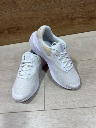 Nike Revolution 7 Mujer Talla 38 EU Nuevas
