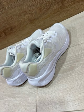 Nike Revolution 7 Mujer Talla 38 EU Nuevas