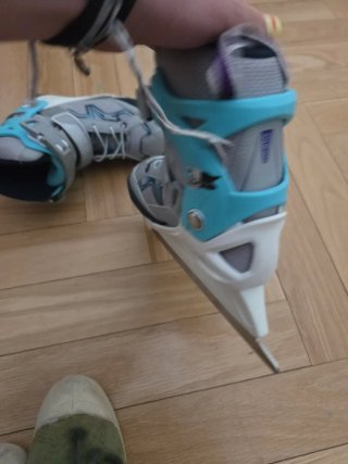 Patines Hielo,Oxelo, Talla 29-32 Ajustables.