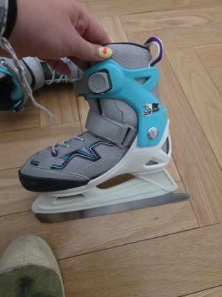 Patines Hielo,Oxelo, Talla 29-32 Ajustables.
