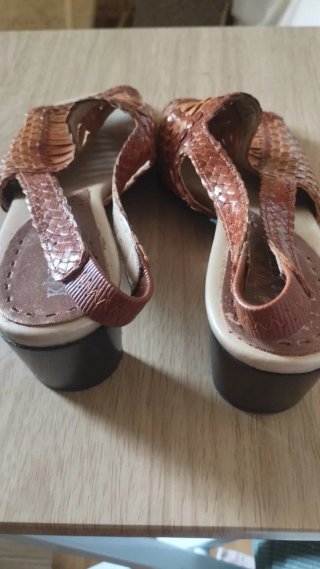 Sandalias de piel trenzada - 1