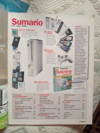 Lote 2 Revistas Tecnología: Connect y Tecnomanía.