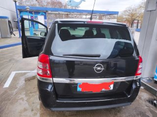 Opel Zafira 2011