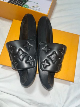Sandalias Louis Vuitton Monogram Negras