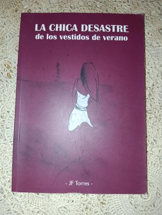 La chica desastre de los vestidos de verano