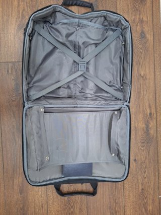 Maletín atache Samsonite con ruedas y asa extensib