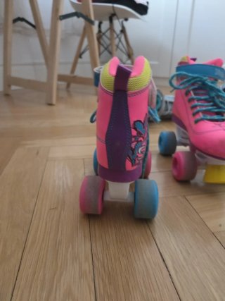 Patines 4 ruedas,Soy Luna, Talla 34, marca visión.