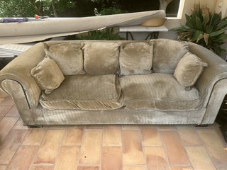 Sofá Chesterfield 3 plazas tela beige