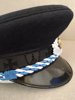 Gorra de plato oficial