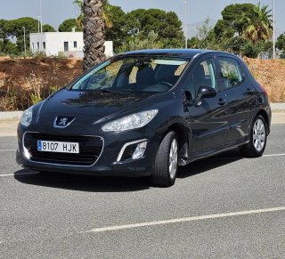 Peugeot 308 2012