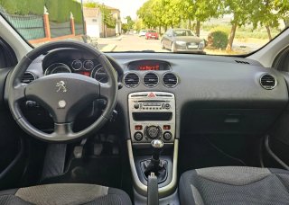 Peugeot 308 2012