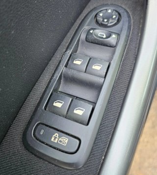 Peugeot 308 2012