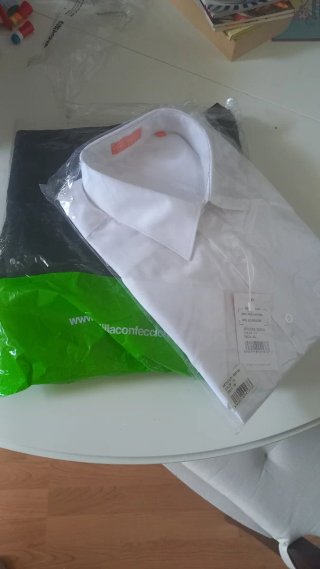 Conjunto uniforme trabajo negro y blanco
