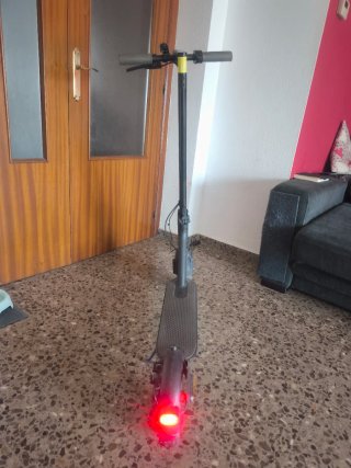 Patinete Eléctrico Negro
