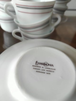 Tazas y Platos de Porcelana
