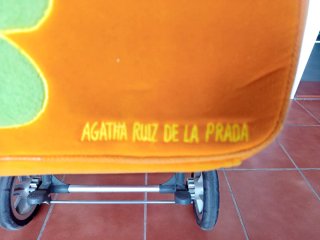 Carro de bebé naranja completo Agatha Ruiz