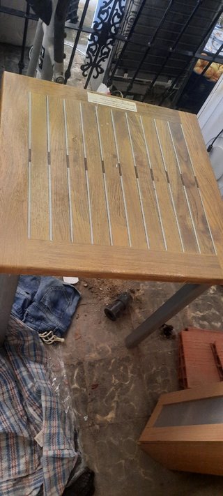 4 mesas de bar