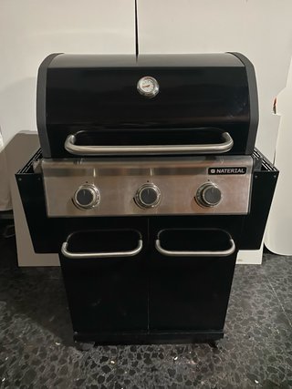 Barbacoa a gas Naterial negra