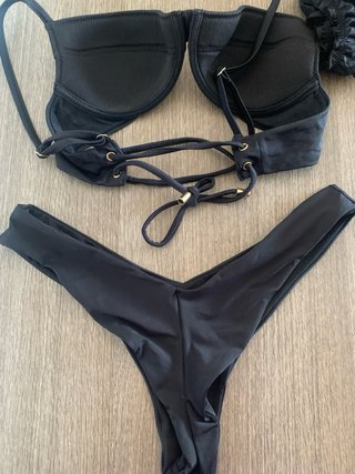 Bikini Calzedonia nero con 2 slip