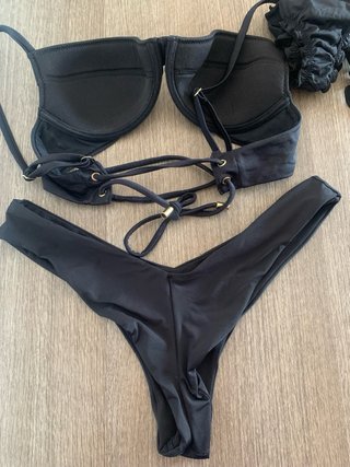 Bikini Calzedonia nero con 2 slip