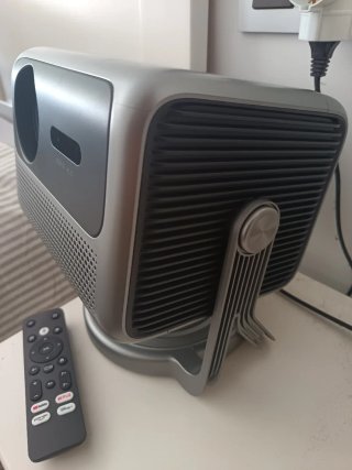 Proyector Ultimea Nova C40. Prácticamente sin usar