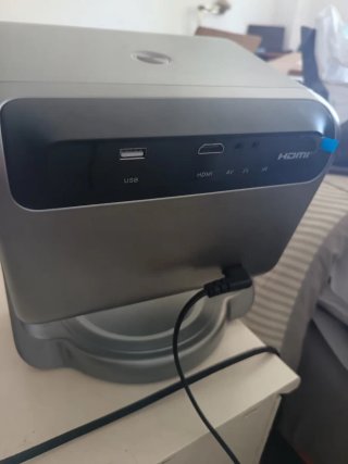Proyector Ultimea Nova C40. Prácticamente sin usar