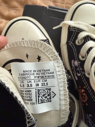 Converse plataforma negras bordadas signo zodiaco