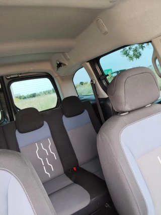 Peugeot Partner Tepee 1.6 BlueHDi 100 CV 2016
