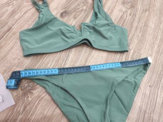 Bikini Shein verde talla L