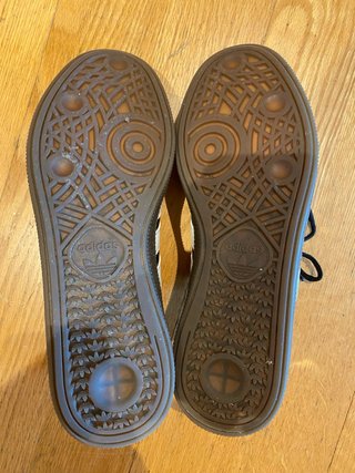 Zapatillas Adidas Spezial Negras y Blancas