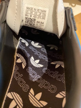 Zapatillas Adidas Spezial Negras y Blancas