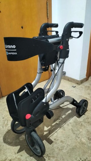 Andador plegable 4 ruedas con asiento