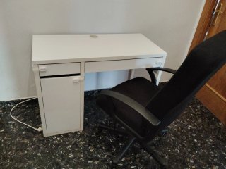 Escritorio blanco moderno