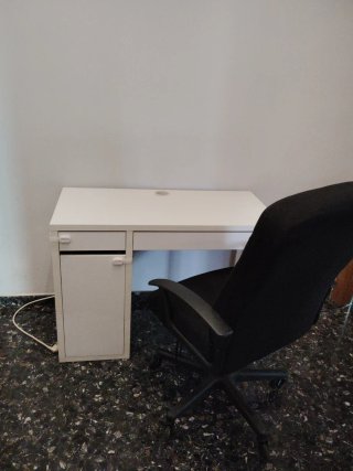 Escritorio blanco moderno