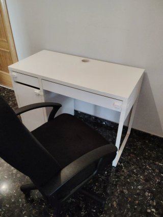 Escritorio blanco moderno