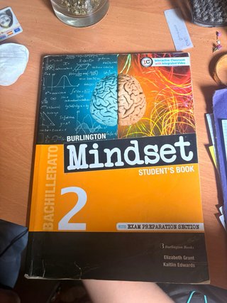 Libro inglés (studentbook) Bach 2 Mindset Sb