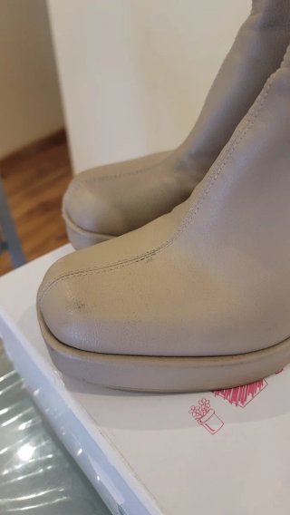 Botines Pull&Bear beige tacón plataforma