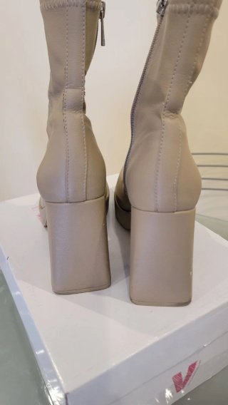 Botines Pull&Bear beige tacón plataforma