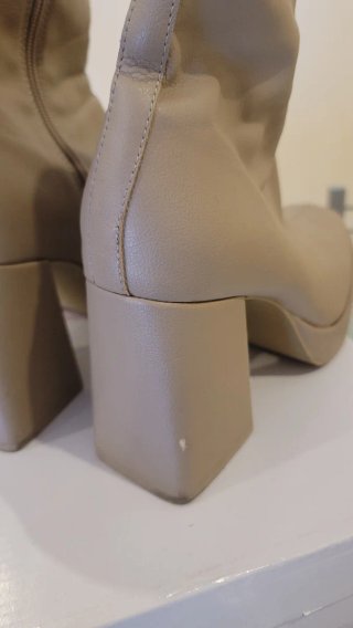 Botines Pull&Bear beige tacón plataforma