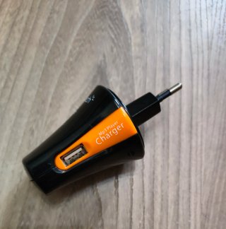 Cargador Sunstech Mp3 Player Negro/Naranja