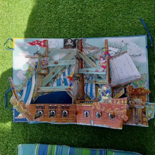 LIBROS-POP-UP EL BARCO PIRATA