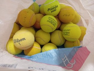 23 Pelotas Tenis y Pádel usadas