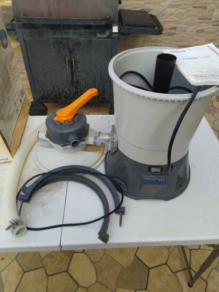 Bomba depuradora  piscina  Bestway 3500 L/h