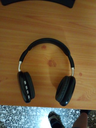 Cascos de diadema negros