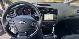 KIA Cee'd Gasolina ¡SOLO 9.891 KM! Único dueño