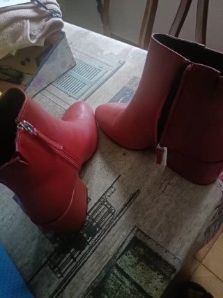 Botines rojos mujer